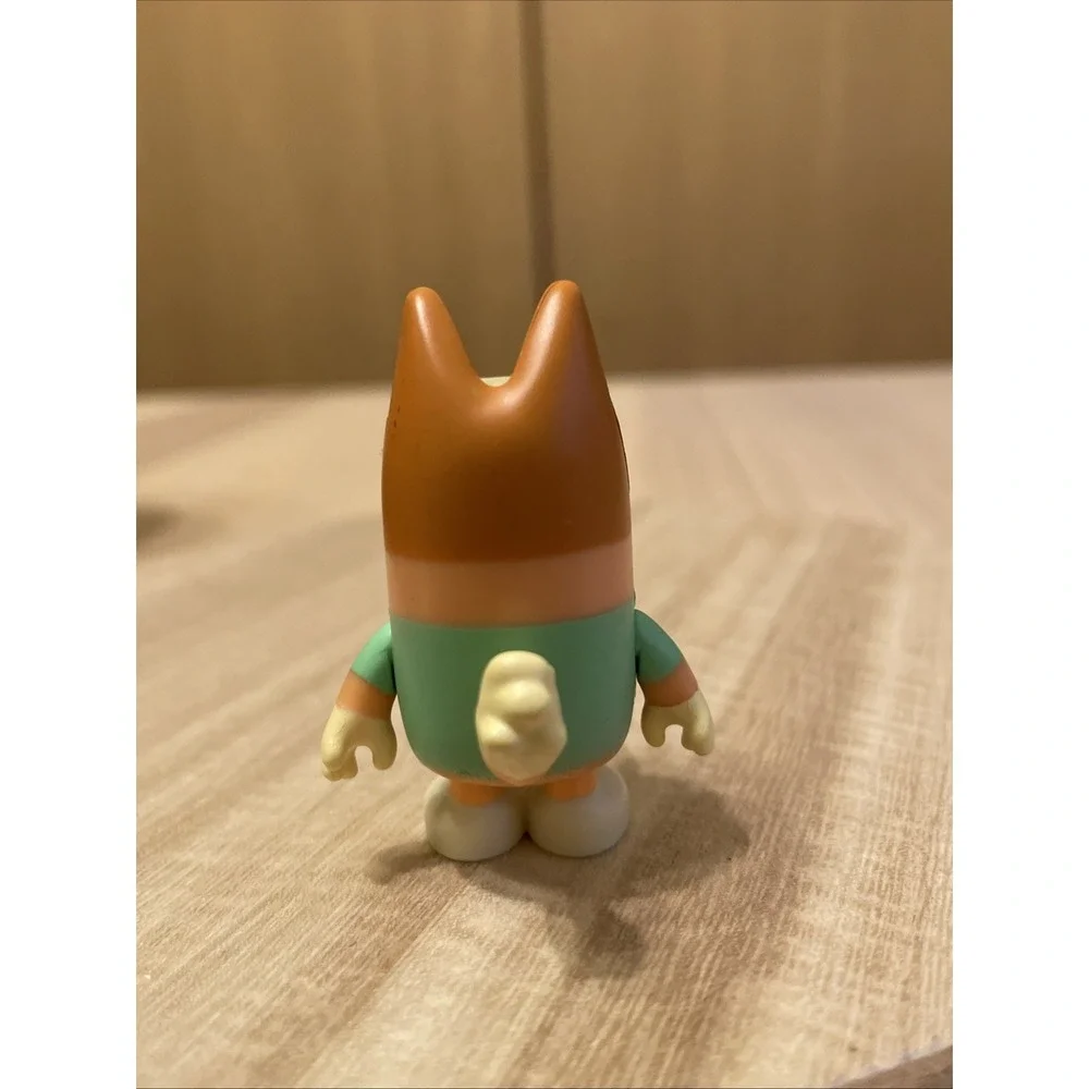 Bluey Bingo Figure Green Shirt